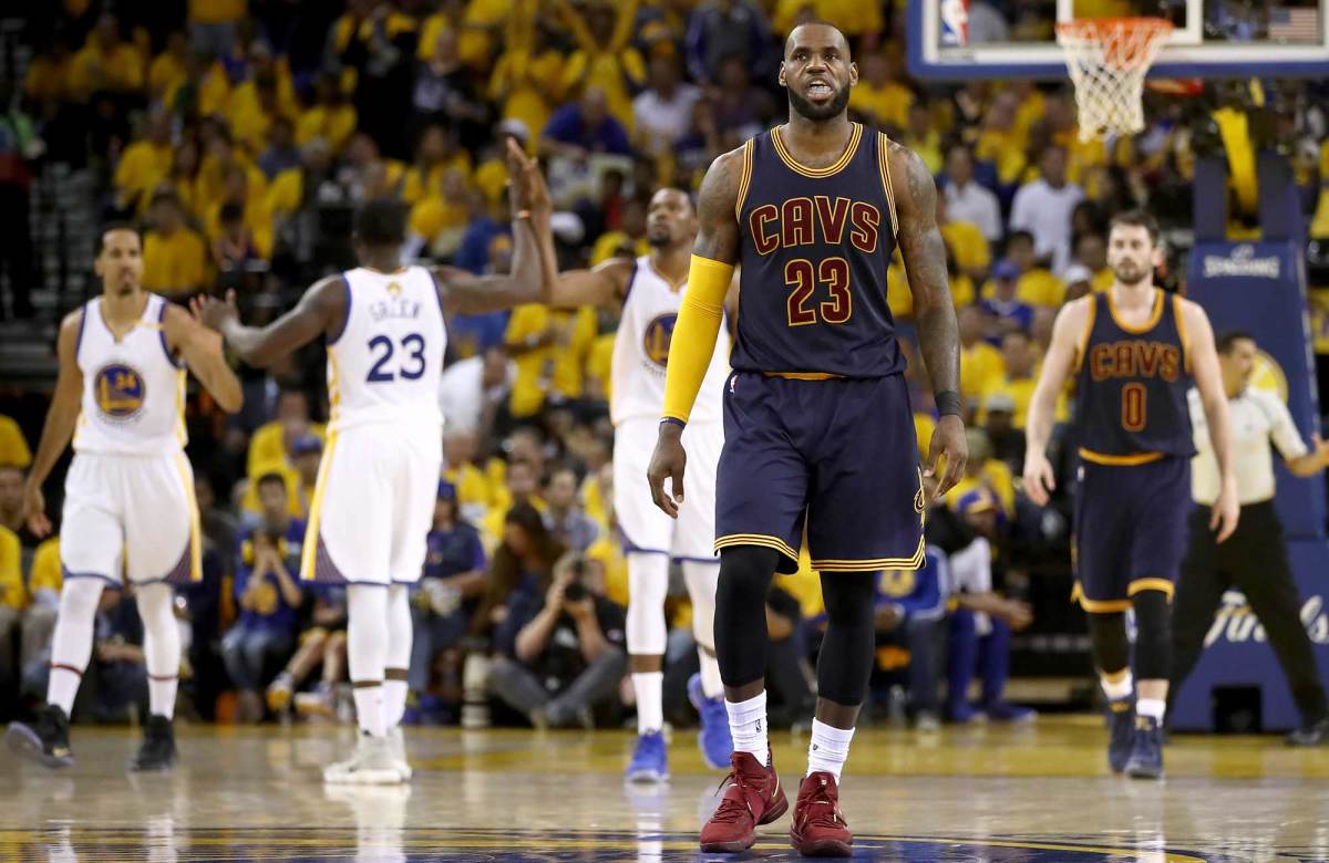 lebron-cavs-warriors.jpg